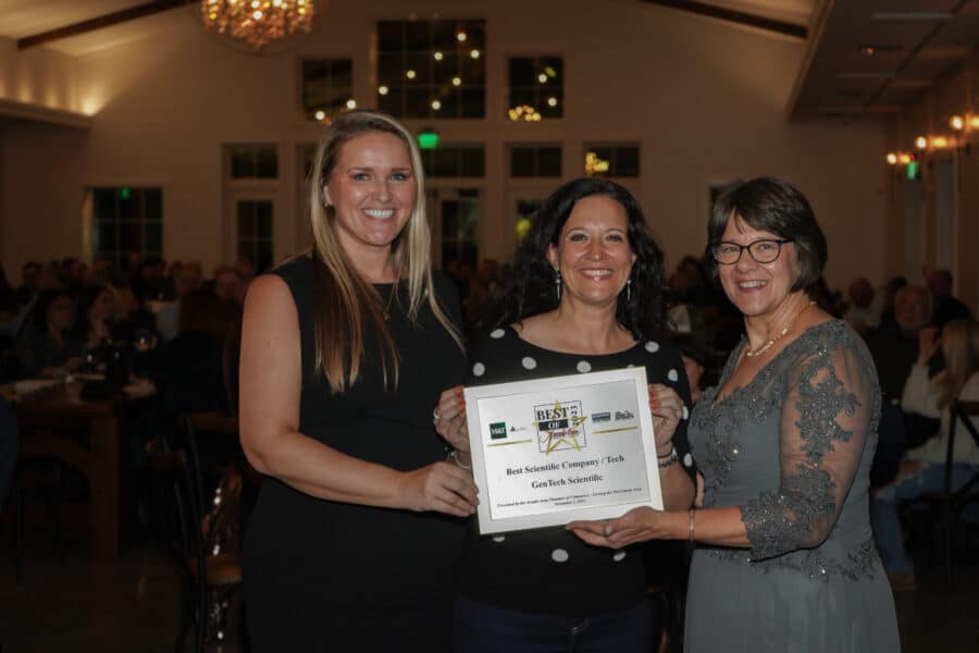 GenTech Scientific staff at gala, receiving award for Best Scientific Company